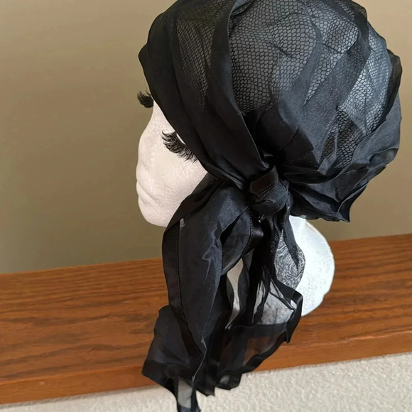 Collectors hat Bonwit Teller by famous designer Don Kline luxury store The Met - Picture 1 of 17